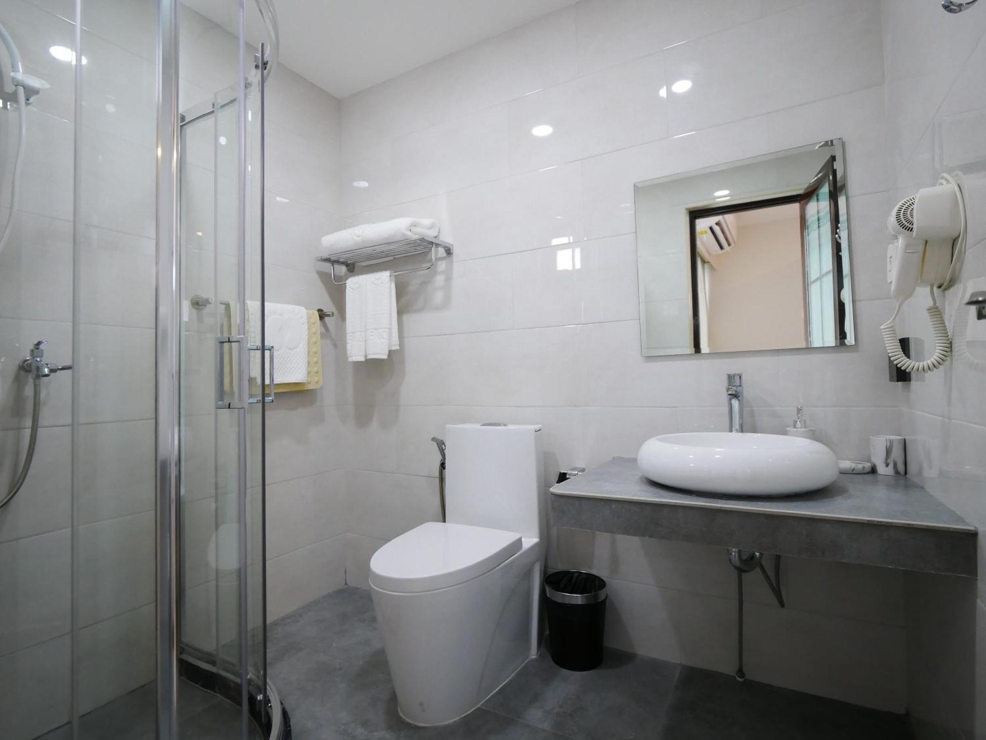 The Kinn מלון 4*